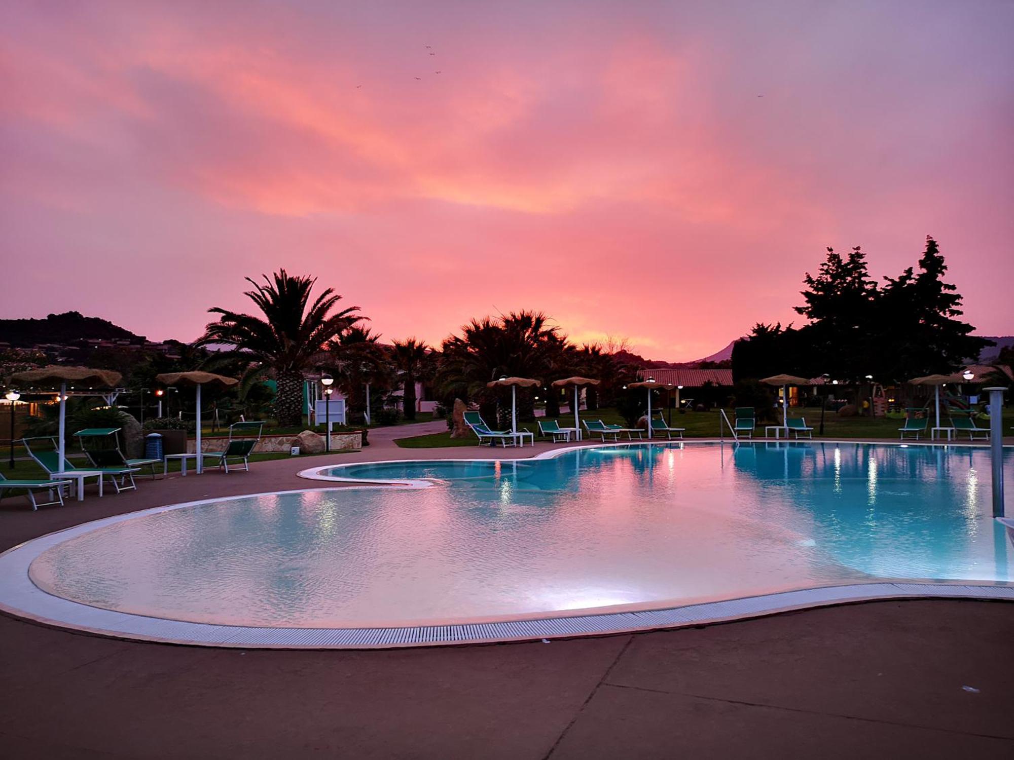Rey Beach Club Monte Nai Luaran gambar