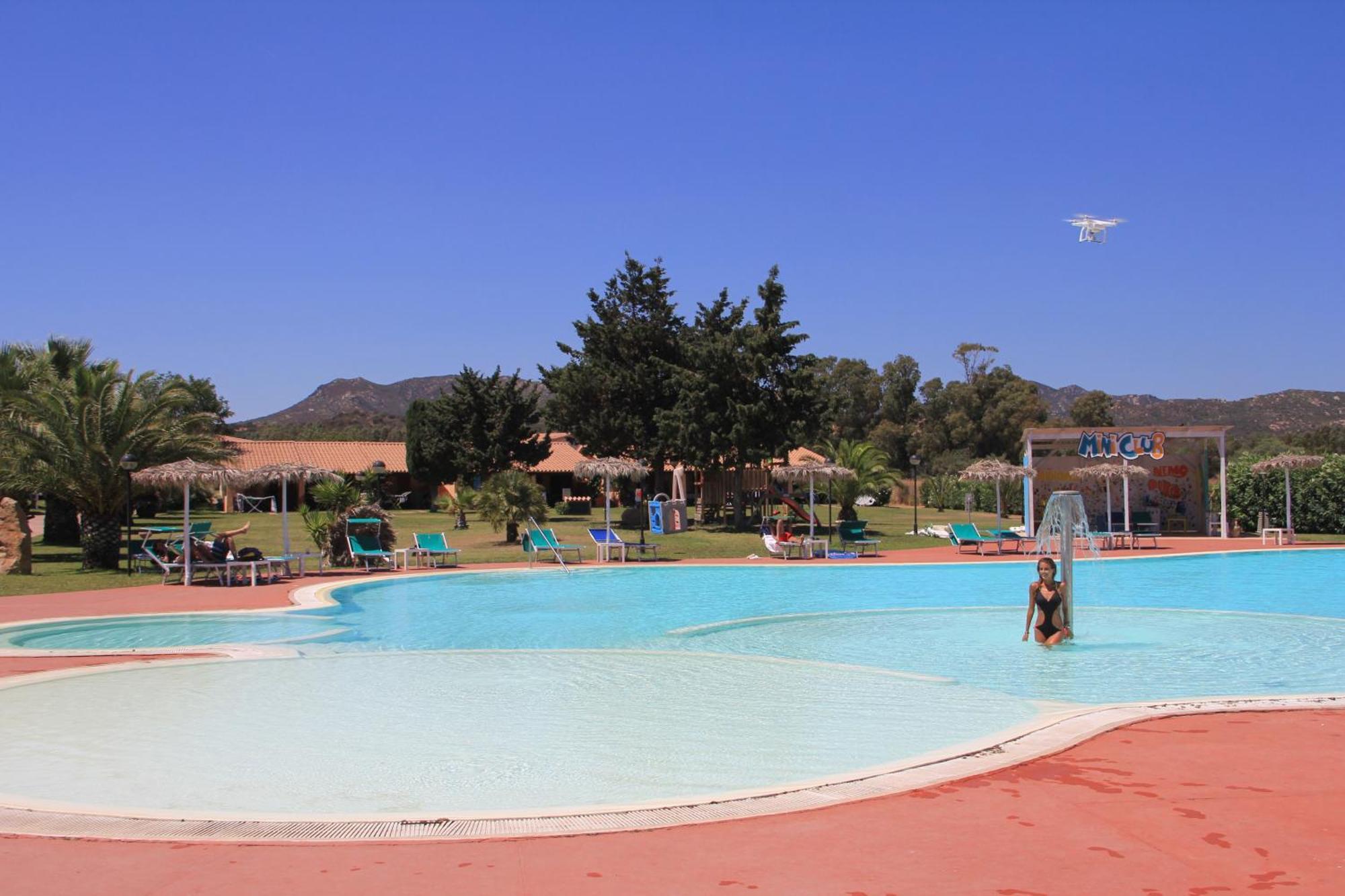 Rey Beach Club Monte Nai Luaran gambar